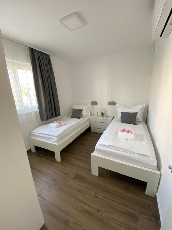 Holiday Luxury Resort Sundance Trogir Buitenkant foto