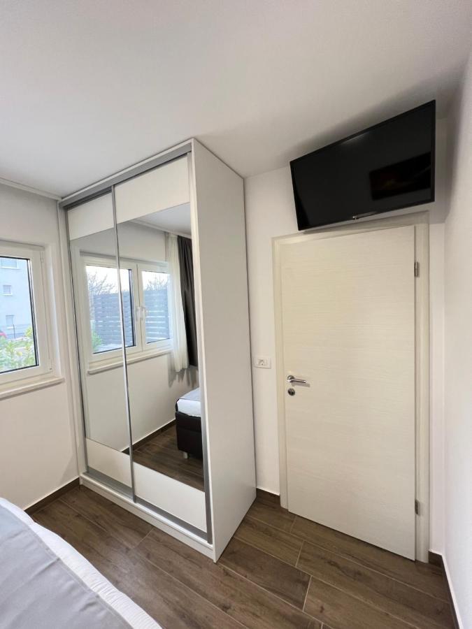 Holiday Luxury Resort Sundance Trogir Buitenkant foto
